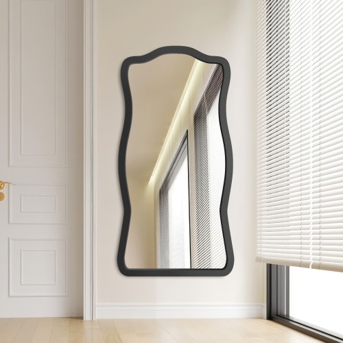 Lustro nieregularne w ramie...