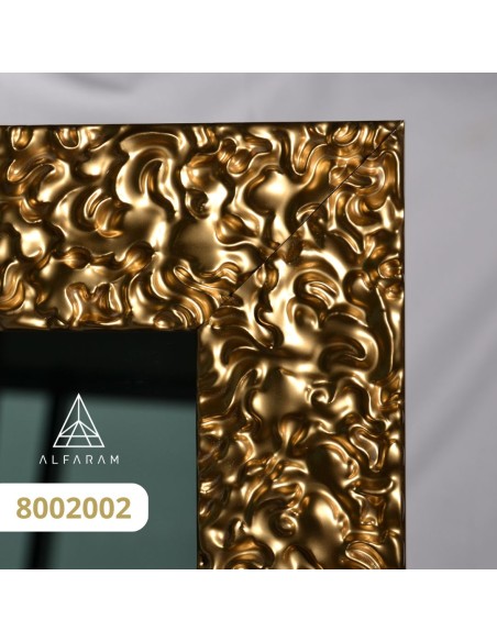 Luksusowe lustro ścienne w złotej ramie z postarzaną taflą - 8002002 - JULIA SILVER