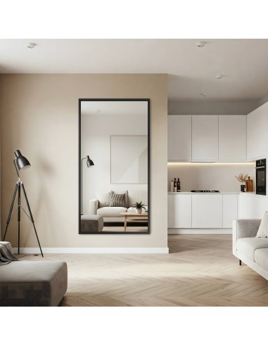 Lustro w prostej eleganckiej ramie -...