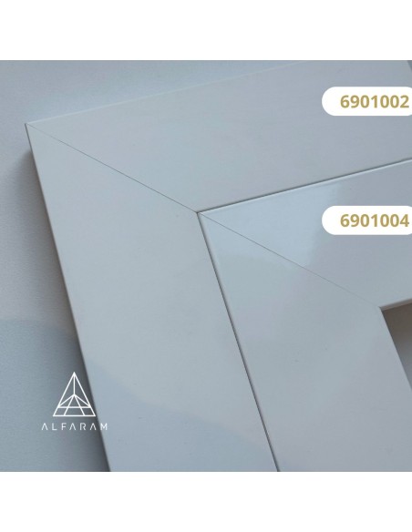 Lustro w drewnianej ramie - 6901 - kolor ramy do wyboru