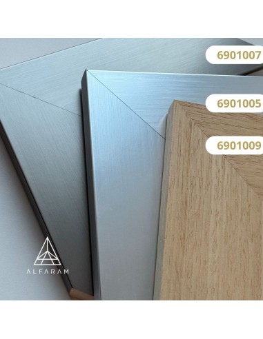 Lustro w drewnianej ramie - 6901 -... Lustro w drewnianej ramie - 6901 -...