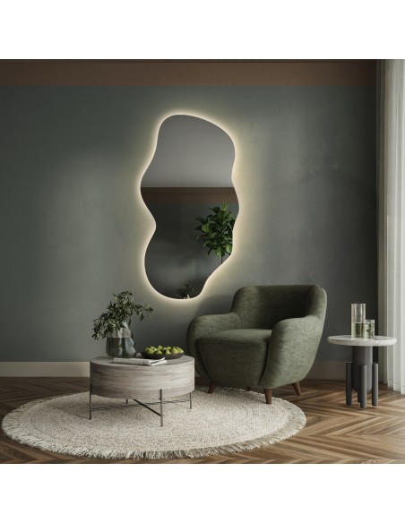 Lustro o organicznym kształcie z podświetleniem - VERALUCE LED