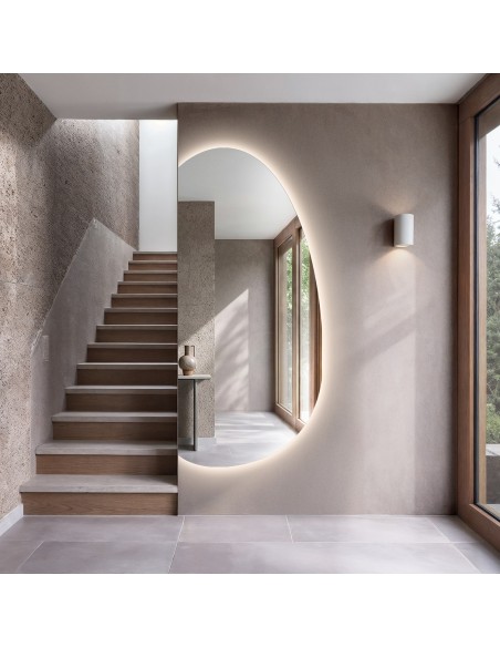 Lustro o organicznym kształcie z podświetleniem LED – TURMALIN LED