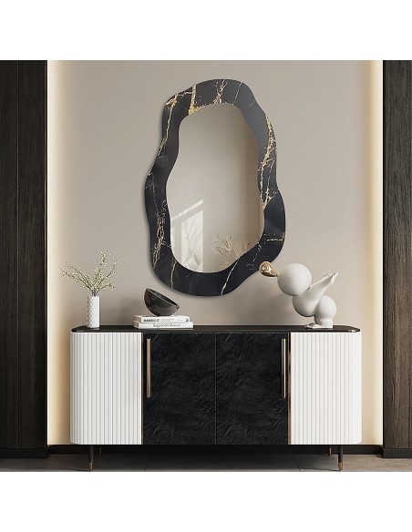 Nieregularne lustro na czarno złotym marmurze - MARBLE NOCTO
