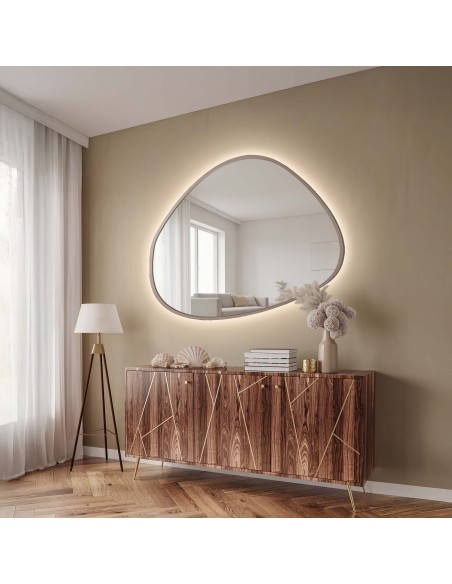 Lustro o organicznym kształcie w kaszmirowej ramie mdf z podświetleniem - MARIS SAND LED W RAMIE