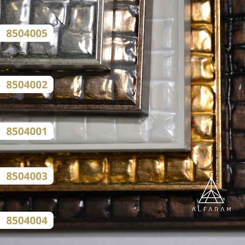 Lustro w drewnianej ramie - 8504 - kolor ramy do wyboru