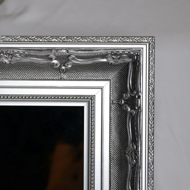 Lustro w ornamentowej srebrnej ramie - 8001001
