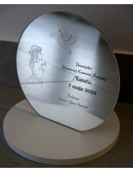 Grawerowana pamiątka Pierwszej Komunii Świętej z personalizacją