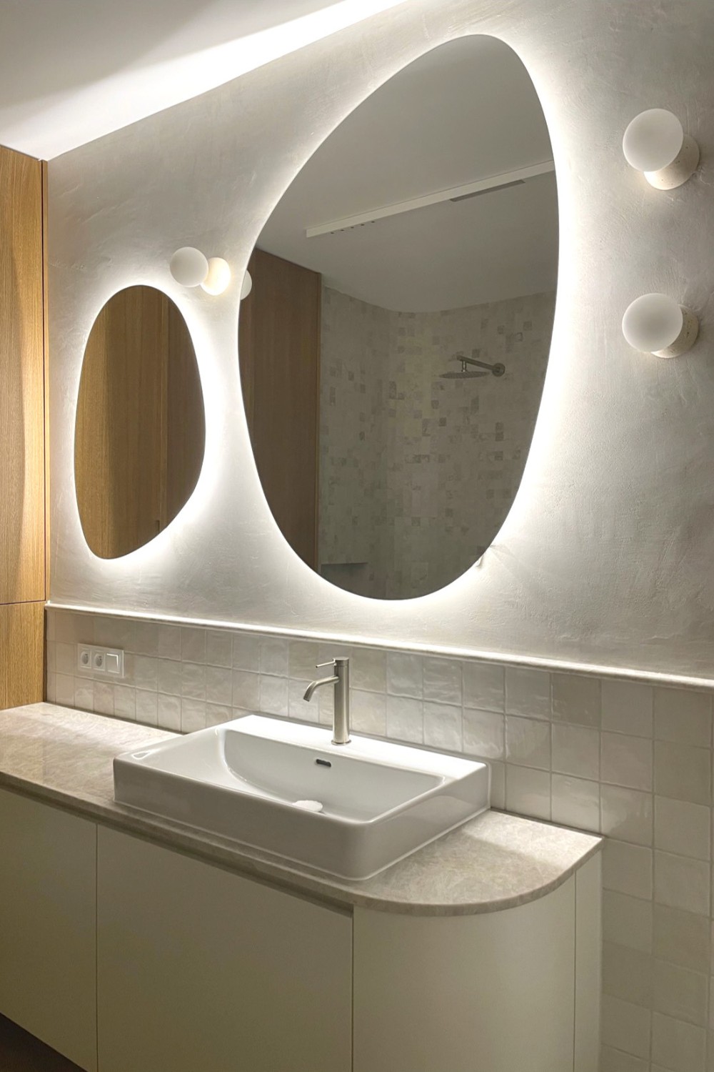 Zestaw luster organicznych LED